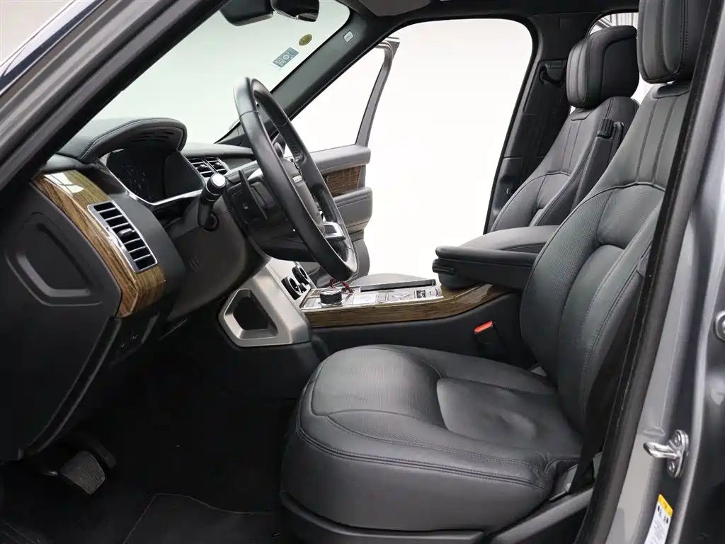 Land Rover Range Rover 2018 3.0L Supercharged V6 Vogue Autobiography 2020 - thumbnail 2