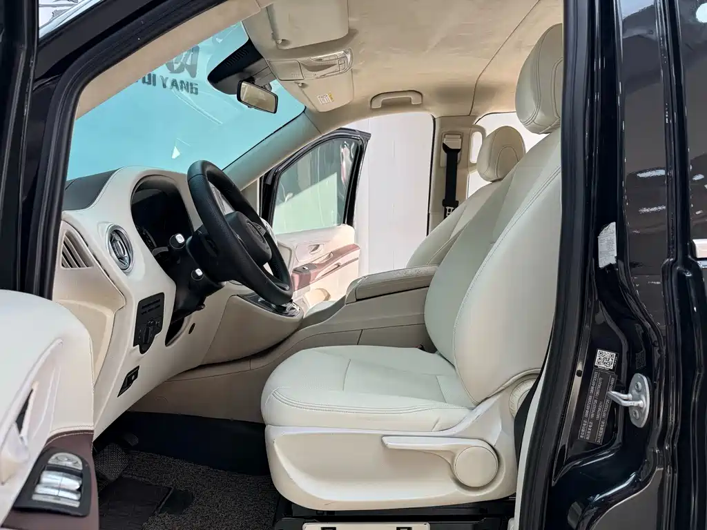 Mercedes-Benz Mercedes-Benz Vito 2.0T Elite Edition 7-seater (China VI) 2018 - thumbnail 5