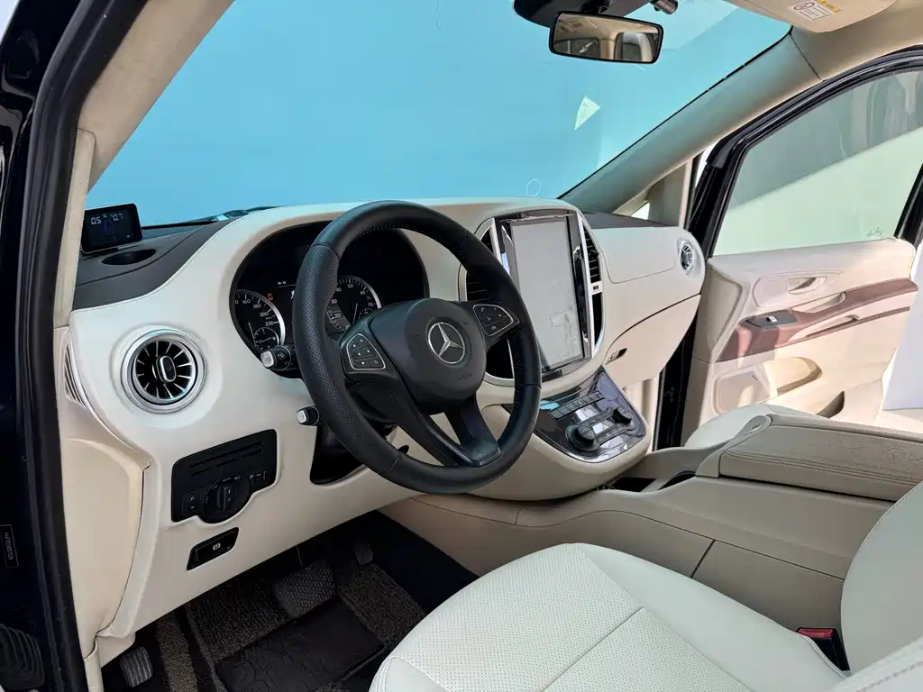 Mercedes-Benz Mercedes-Benz Vito 2.0T Elite Edition 7-seater (China VI) 2018 - thumbnail 6