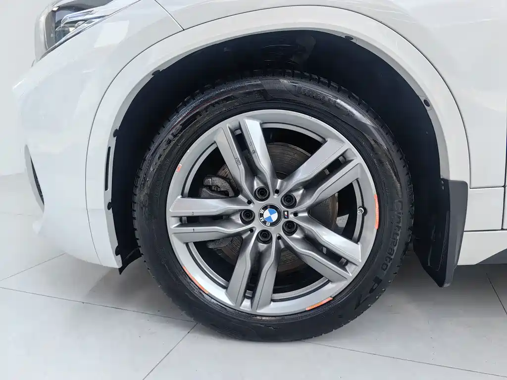 BMW BMW X2 sDrive25i M Sport Package (2022) 2023 - thumbnail 4