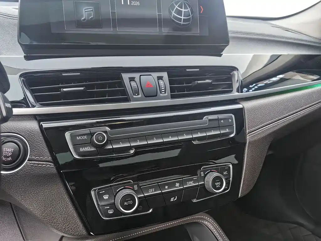 BMW BMW X2 sDrive25i M Sport Package (2022) 2023 - thumbnail 14