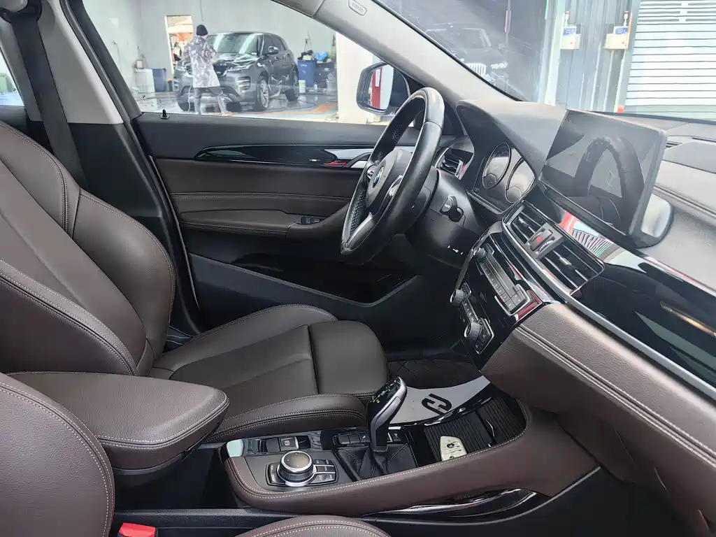 BMW BMW X2 sDrive25i M Sport Package (2022) 2023 - thumbnail 18