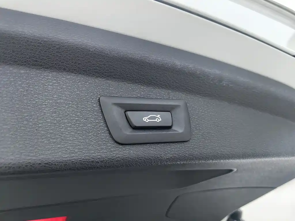 BMW BMW X2 sDrive25i M Sport Package (2022) 2023 - thumbnail 22