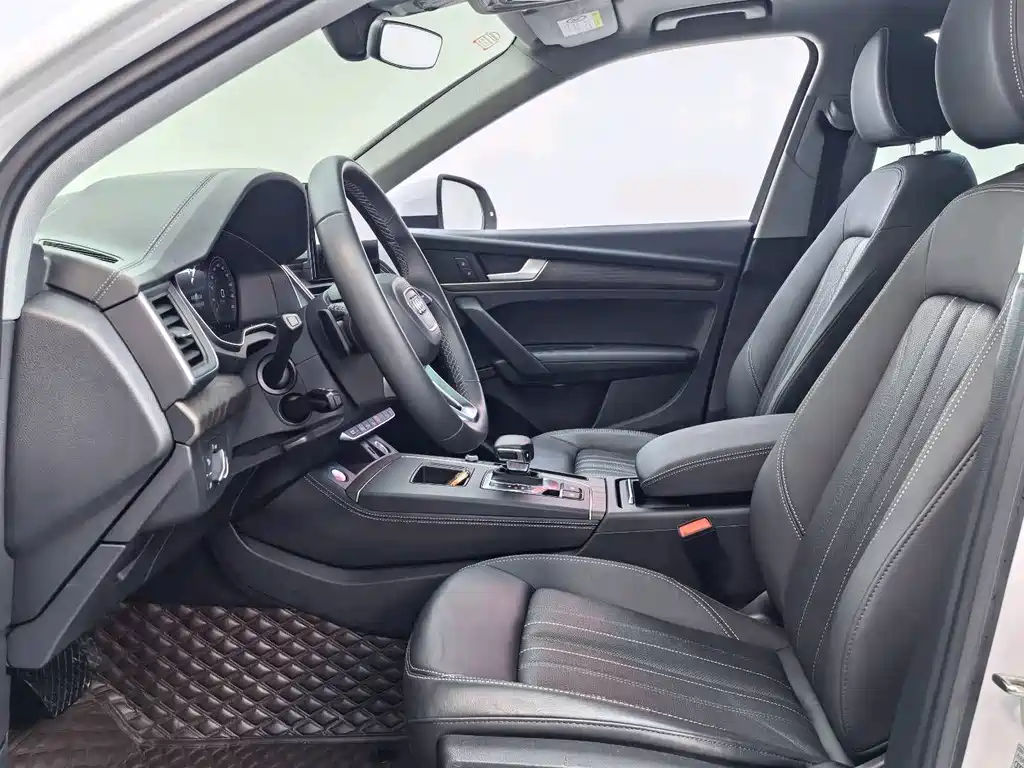 Audi Audi Q5L 40 TFSI Premium Elegant Edition 2022 - thumbnail 6