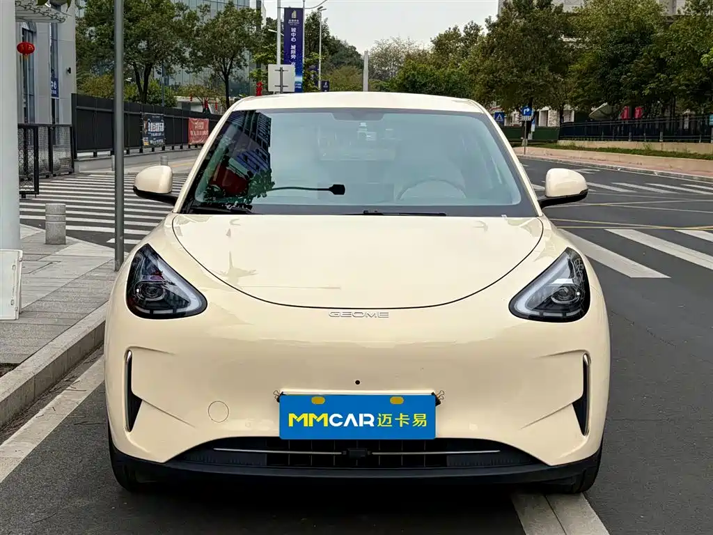 Geely Galaxy Geely Galaxy L6 UP 410km Explorer Edition 2025 - thumbnail 2