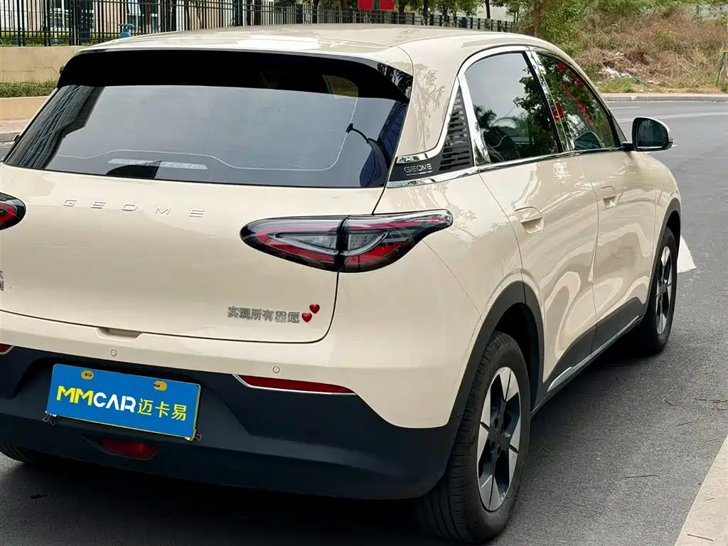 Geely Galaxy Geely Galaxy L6 UP 410km Explorer Edition 2025 - thumbnail 6
