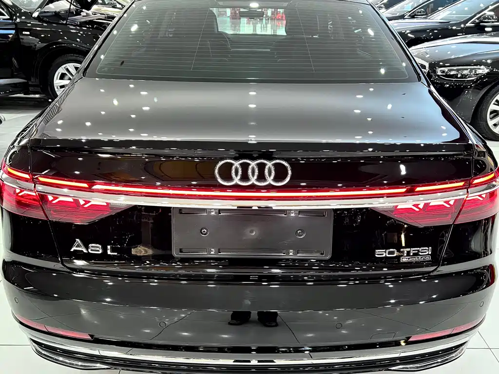 Audi Audi A8L 50 TFSI quattro Premium Edition 2025 - thumbnail 5