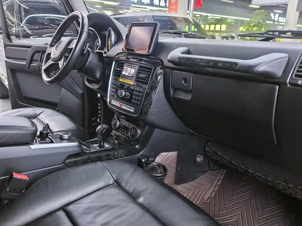 Mercedes-Benz Mercedes-Benz G-Class G 350 d (2017) 2016 - thumbnail 5