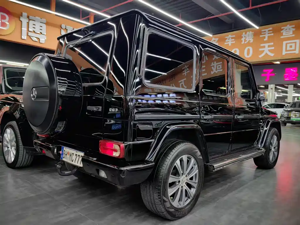 Mercedes-Benz Mercedes-Benz G-Class G 350 d (2017) 2016 - thumbnail 12