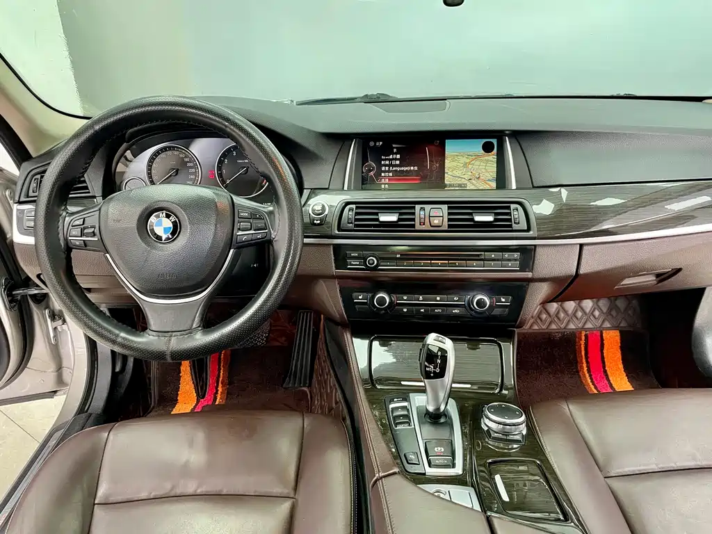 BMW BMW 5 Series 525Li Luxury Design Package (2014) 2015 - thumbnail 16
