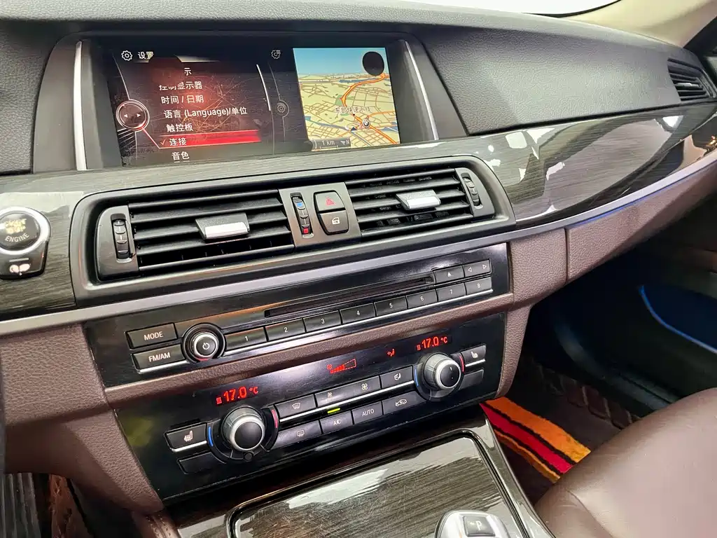 BMW BMW 5 Series 525Li Luxury Design Package (2014) 2015 - thumbnail 23