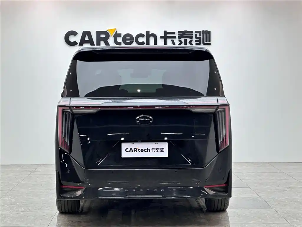 GAC Trumpchi GAC Trumpchi M8 Master Series 400T Flagship 2023 - thumbnail 4