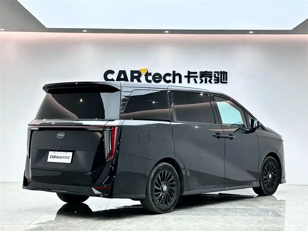 GAC Trumpchi GAC Trumpchi M8 Master Series 400T Flagship 2023 - thumbnail 5