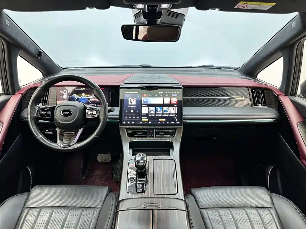 GAC Trumpchi GAC Trumpchi M8 Master Series 400T Flagship 2023 - thumbnail 10