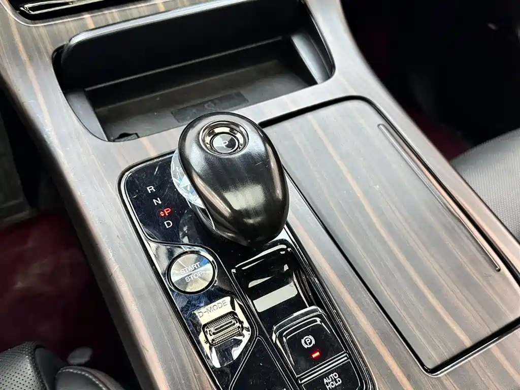 GAC Trumpchi GAC Trumpchi M8 Master Series 400T Flagship 2023 - thumbnail 16