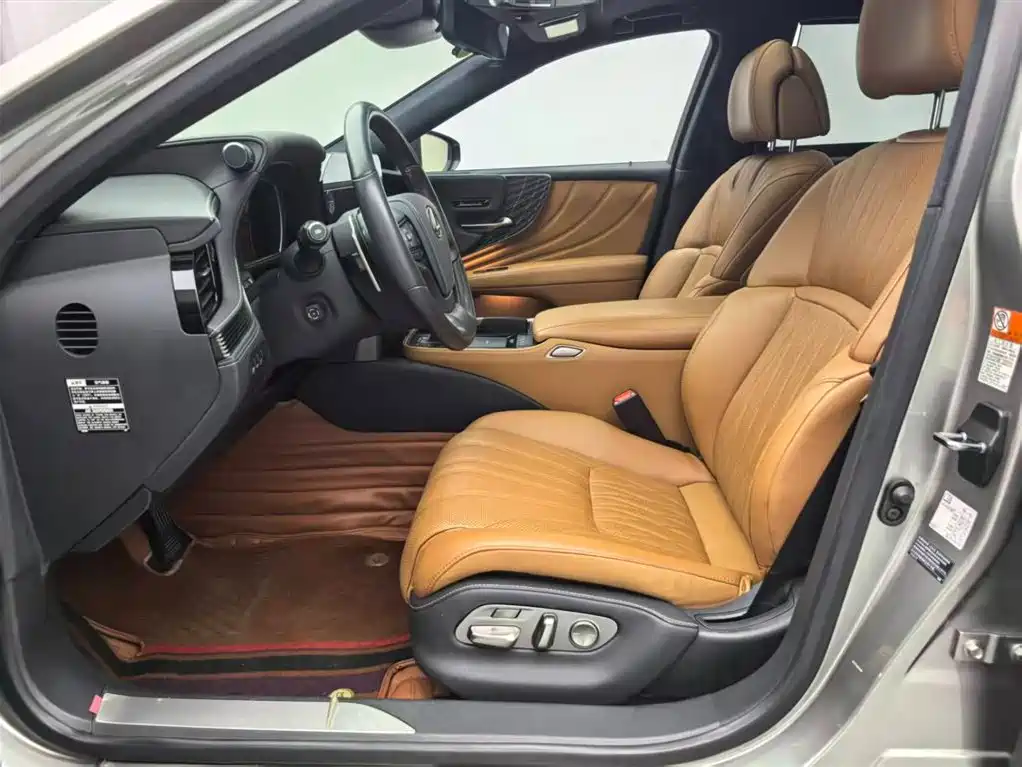 Lexus Lexus LS 500h Executive Edition 2021 - thumbnail 10