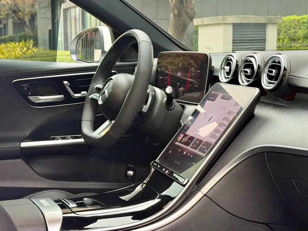 Mercedes-Benz Mercedes-Benz C-Class C 260 L Sport Edition 2023 - thumbnail 5