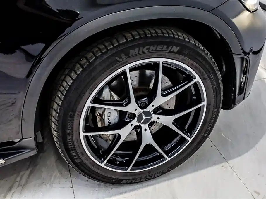 Mercedes-Benz Mercedes-AMG GLC 43 4MATIC 2021 - thumbnail 16