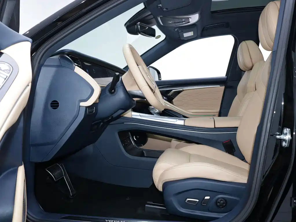 Lantu Automobile Lantu FREE 2022 Model AWD Ultra-Long Range Pure Electric Version 2024 - thumbnail 9