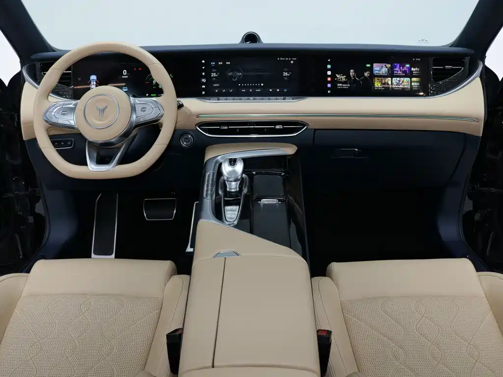 Lantu Automobile Lantu FREE 2022 Model AWD Ultra-Long Range Pure Electric Version 2024 - thumbnail 11