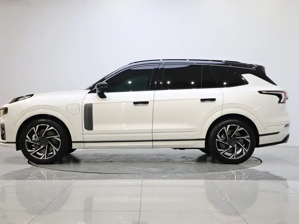 Lynk & Co Lynk & Co 09 EM-P 2021 2.0T PHEV Ultra Six-Seat 2022 - thumbnail 5