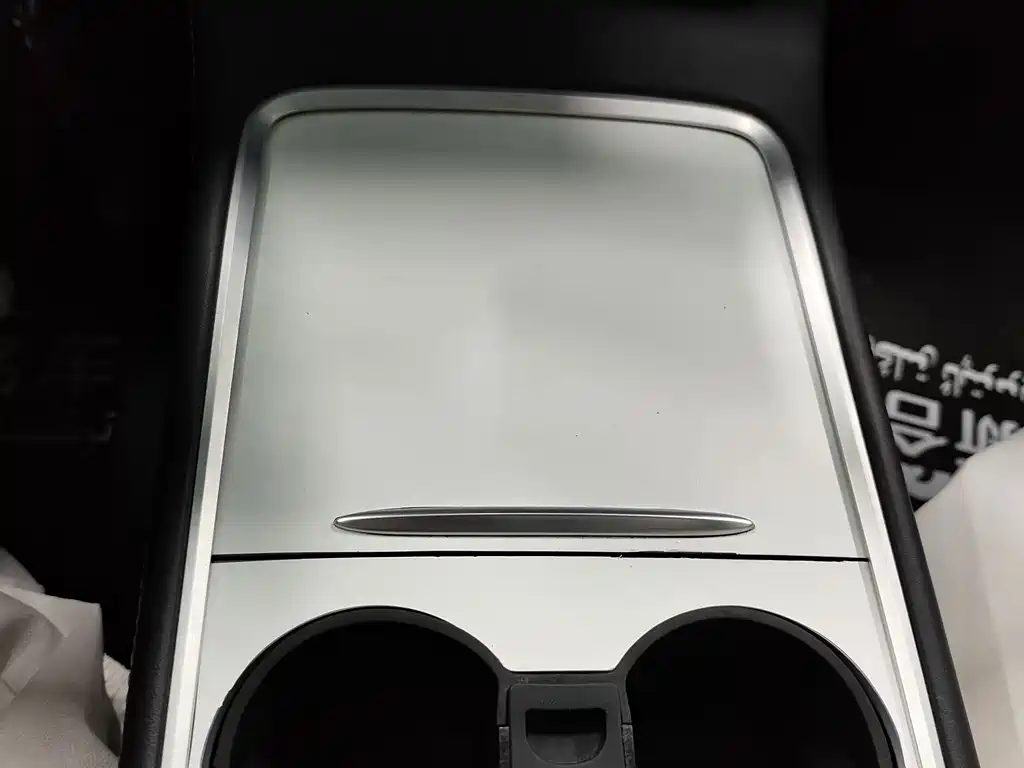 Tesla Model Y 2021 Performance AWD 2022 - thumbnail 13