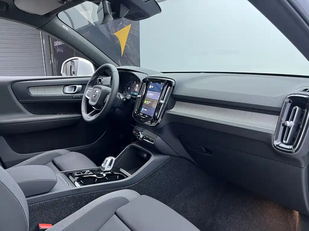Volvo Volvo XC40 2024 B3 Core Luxury 2026 - thumbnail 21