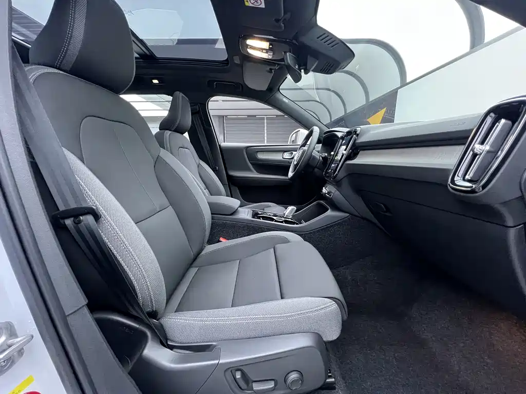 Volvo Volvo XC40 2024 B3 Core Luxury 2026 - thumbnail 22