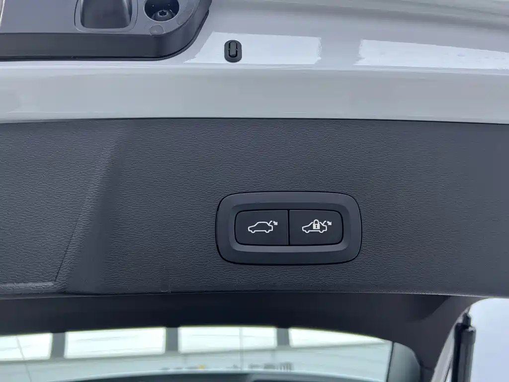 Volvo Volvo XC40 2024 B3 Core Luxury 2026 - thumbnail 30