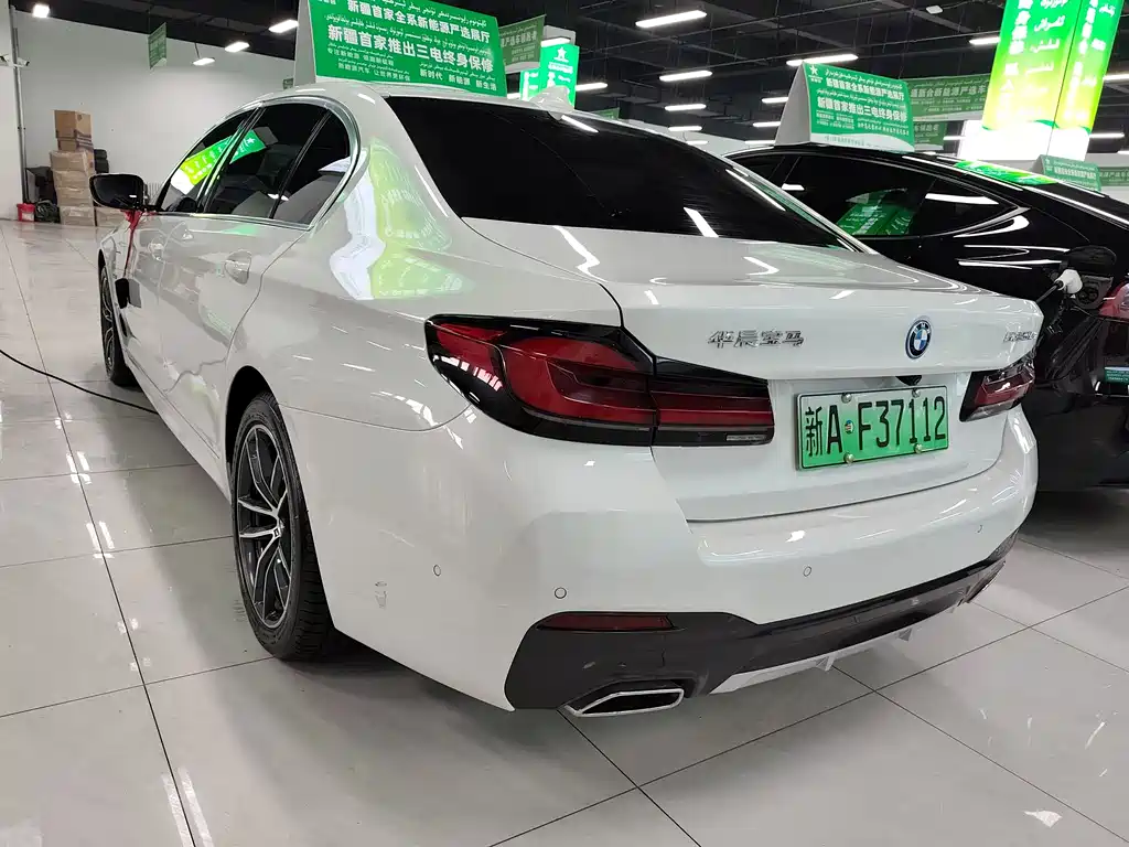 BMW BMW 5 Series Hybrid 2022 Model Year Facelift 535Le M Sport Package 2022 - thumbnail 7