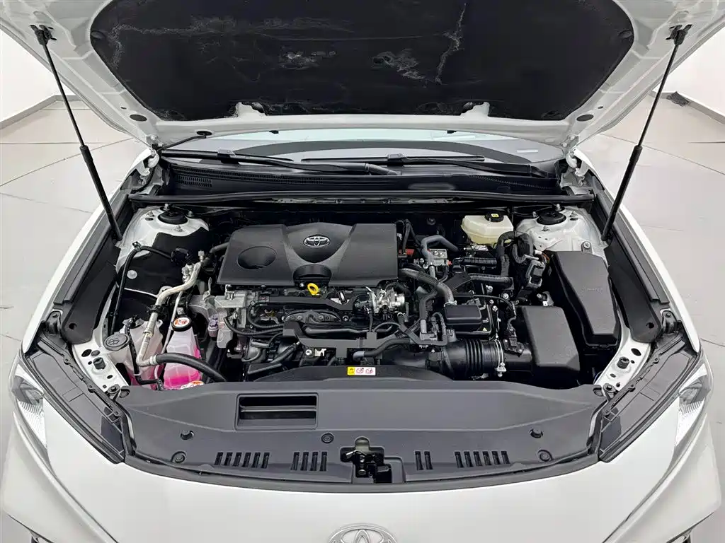 Toyota Camry 2024 Model Hybrid 2.0HG Premium Edition 2025 - thumbnail 25