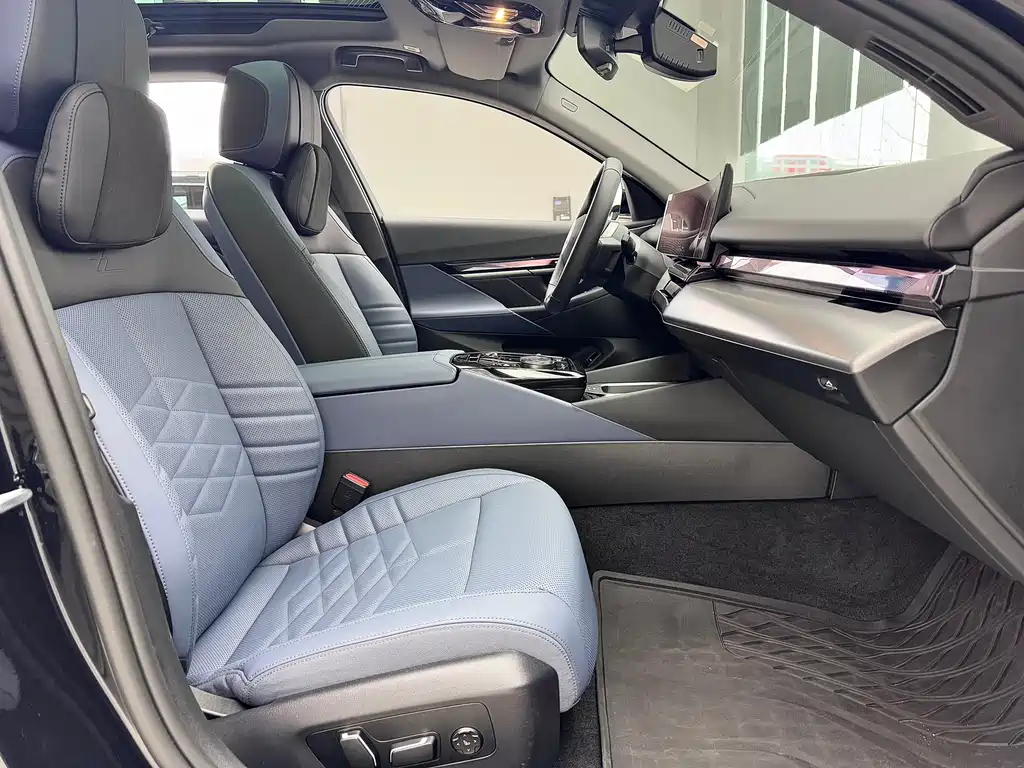 BMW BMW i5 2025 eDrive 40L M Sport Package 2025 - thumbnail 8