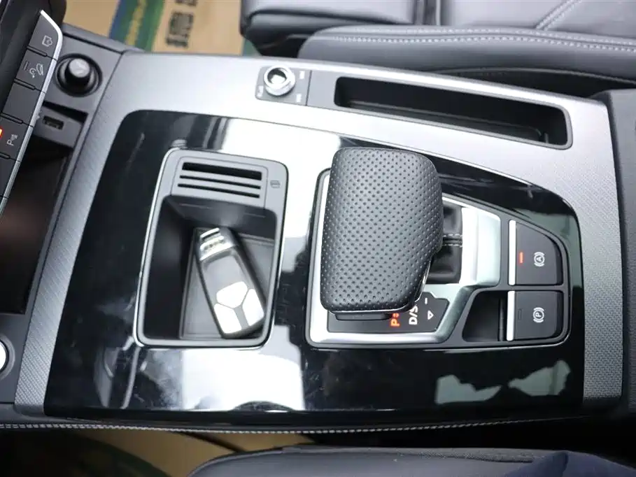 Audi Audi Q5L 2023 40T Premium Dynamic Edition 2024 - thumbnail 9