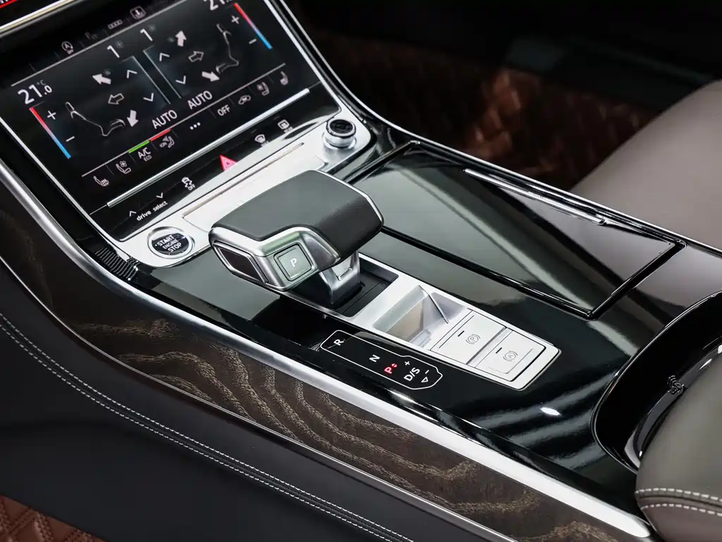 Audi Audi A8 2025 A8L 50 TFSI quattro Premium Selection 2024 - thumbnail 19