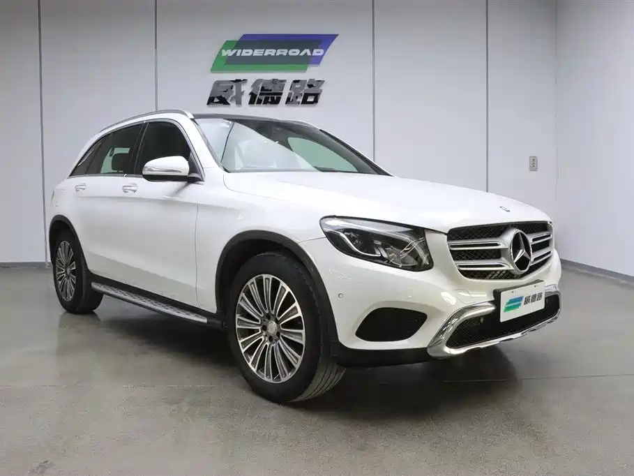 Mercedes-Benz Mercedes-Benz GLC 2016 GLC 260 4MATIC Sport Edition 2016 - thumbnail 3