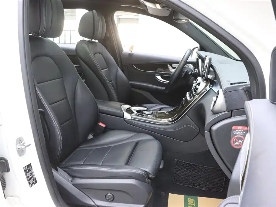 Mercedes-Benz Mercedes-Benz GLC 2016 GLC 260 4MATIC Sport Edition 2016 - thumbnail 19