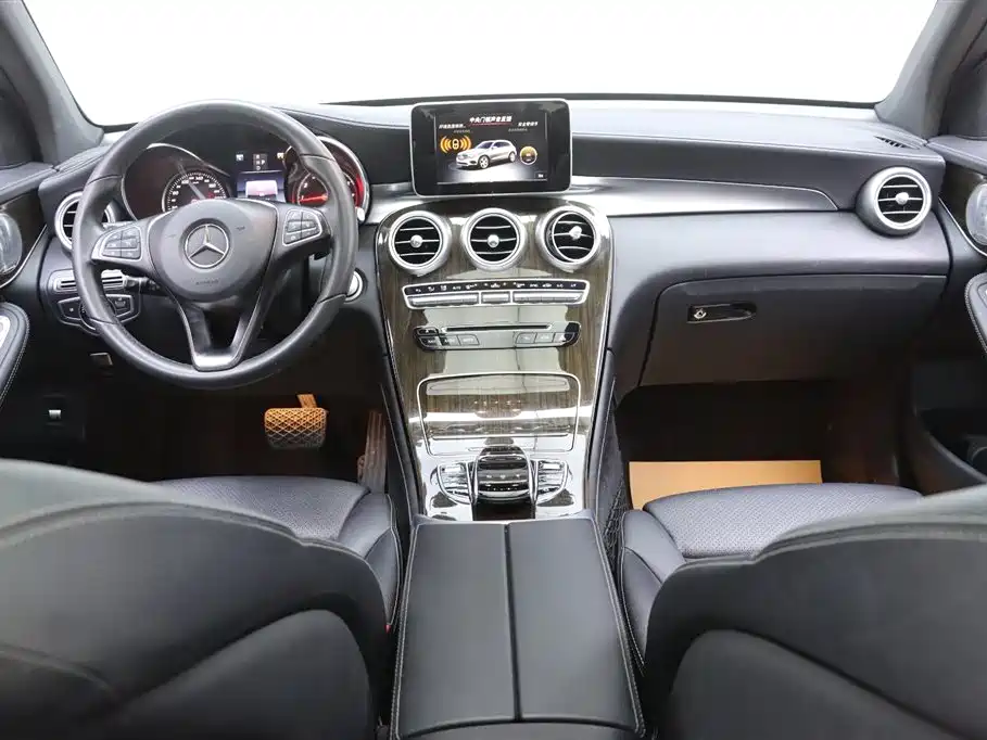 Mercedes-Benz Mercedes-Benz GLC 2016 GLC 260 4MATIC Sport Edition 2016 - thumbnail 22