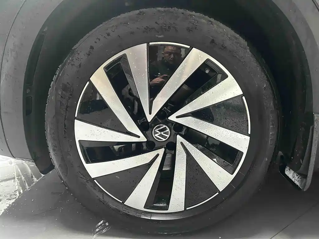 Volkswagen Teramont 2022 380TSI 4Motion Luxury Plus 6-seater 2022 - thumbnail 7