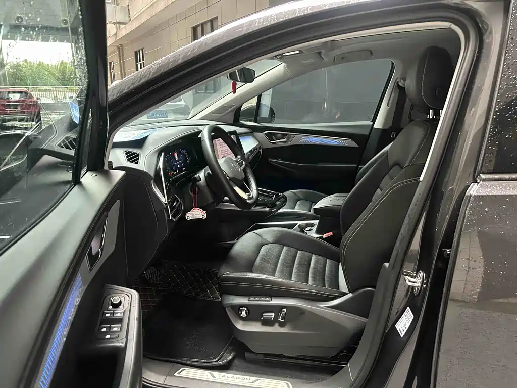 Volkswagen Teramont 2022 380TSI 4Motion Luxury Plus 6-seater 2022 - thumbnail 18