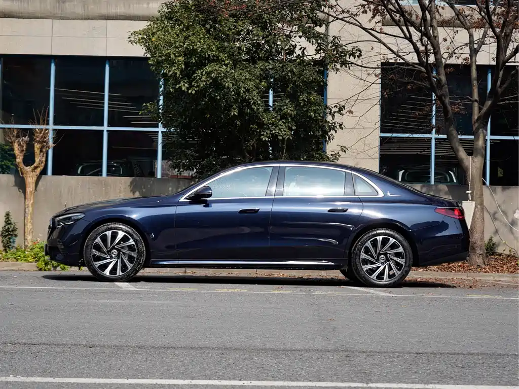 Mercedes-Benz Mercedes-Benz E-Class 2024 E 300 L Luxury 2023 - thumbnail 4