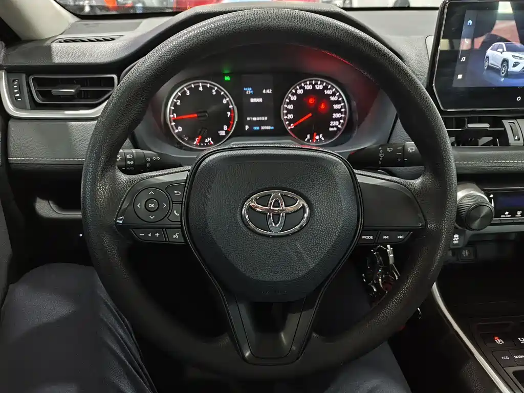 Toyota Venza 2023 2.0L CVT 2WD Leading Edition 2023 - thumbnail 10