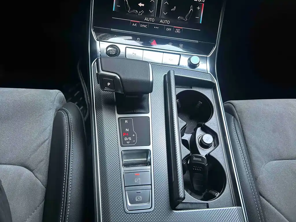 Audi Audi A6L 2024 45 TFSI Premium Dynamic Edition 2024 - thumbnail 8