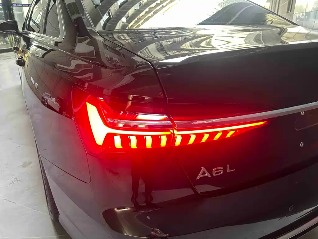 Audi Audi A6L 2024 45 TFSI Premium Dynamic Edition 2024 - thumbnail 10