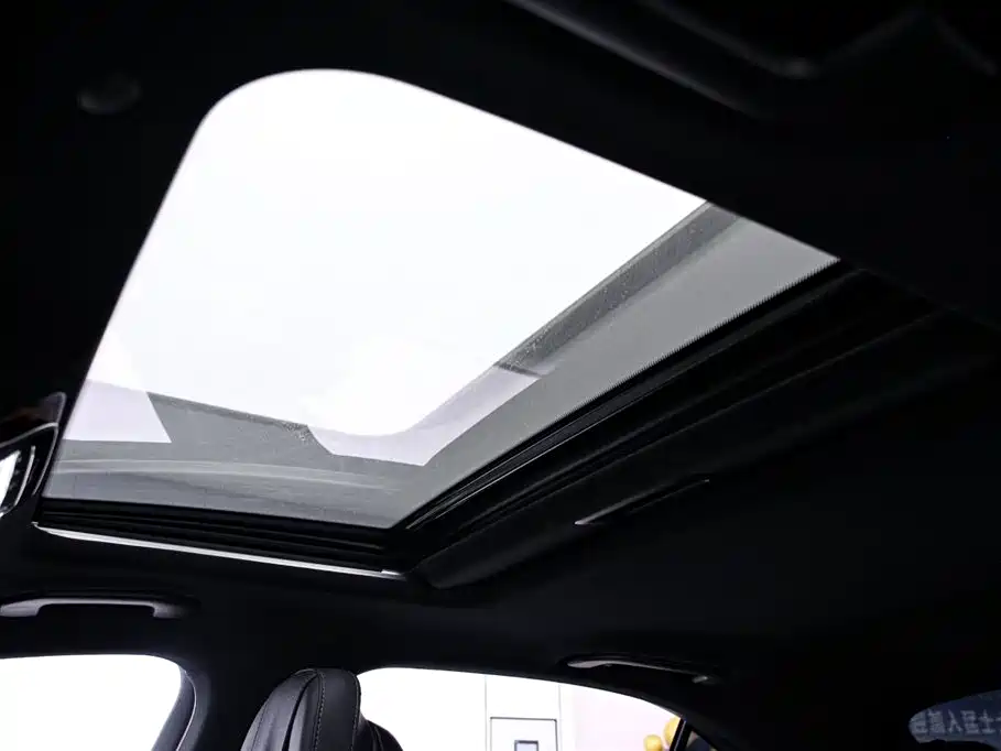 Mercedes-Benz Mercedes-Benz C-Class 2025 C 200 L Sport Edition 2024 - thumbnail 10