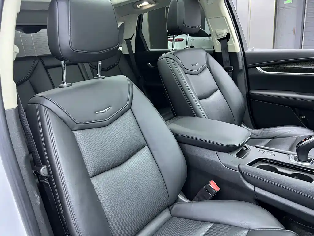 Cadillac Cadillac XT5 2018 28T AWD Luxury 2018 - thumbnail 24