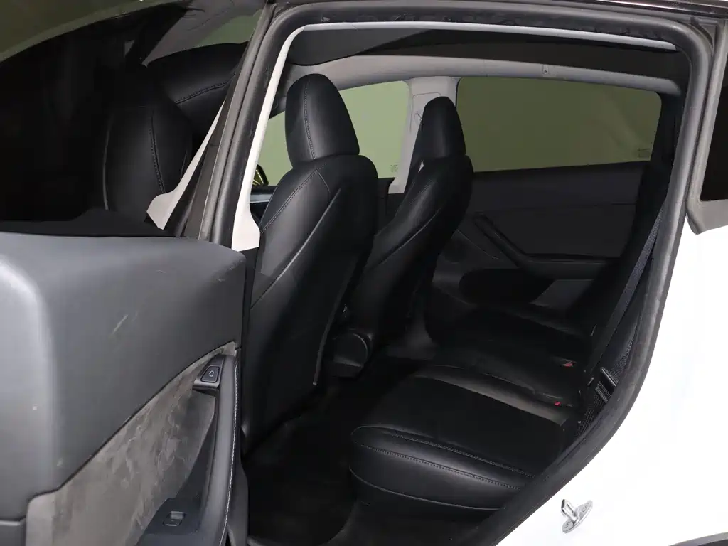 Tesla Model Y 2023 Performance All-Wheel Drive 2023 - thumbnail 15