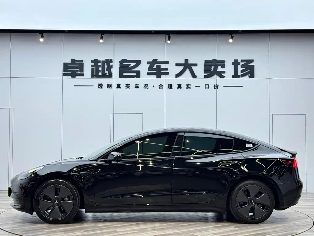 Tesla Model 3 Rear-Wheel Drive 2022 2023 - thumbnail 4