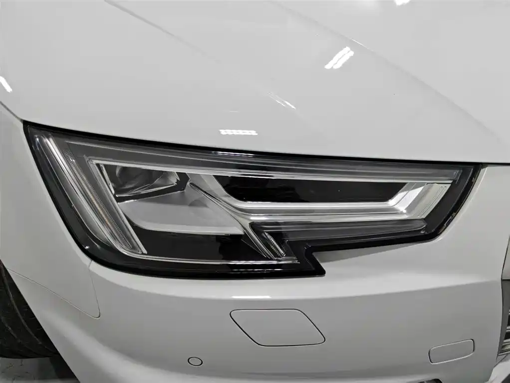 Audi Audi A4 Import 2020 Avant Progressive 40 TFSI Fashion Dynamic Model 2020 - thumbnail 14