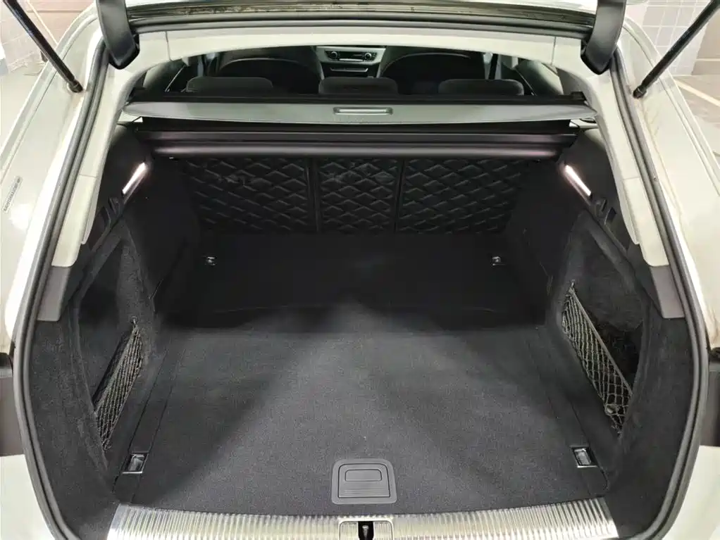 Audi Audi A4 Import 2020 Avant Progressive 40 TFSI Fashion Dynamic Model 2020 - thumbnail 17