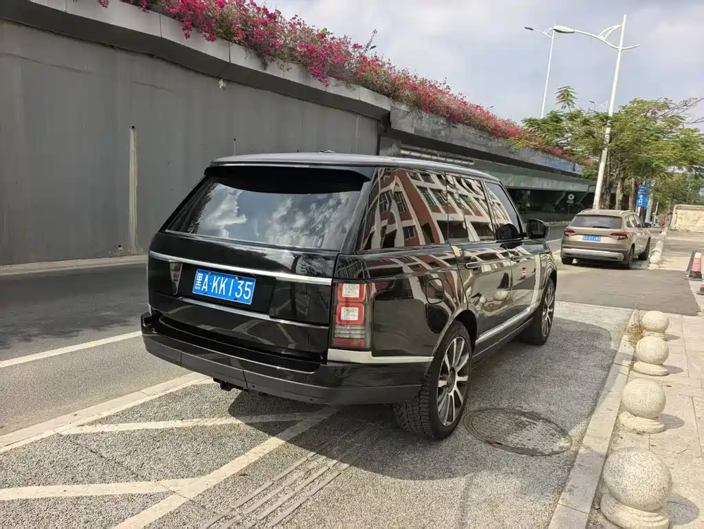 Land Rover Range Rover 2013 NA 5.0 V8 Vogue SE 2016 - thumbnail 3